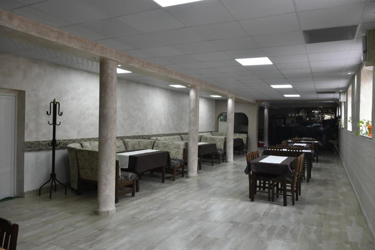 Suhin Dol Hotel Belimel Εξωτερικό φωτογραφία